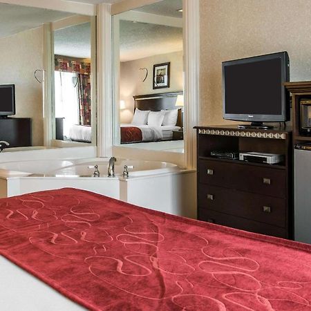 Comfort Suites Canton - Detroit Kültér fotó