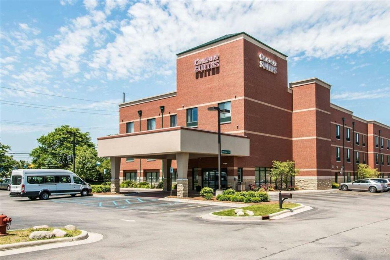 Comfort Suites Canton - Detroit Kültér fotó