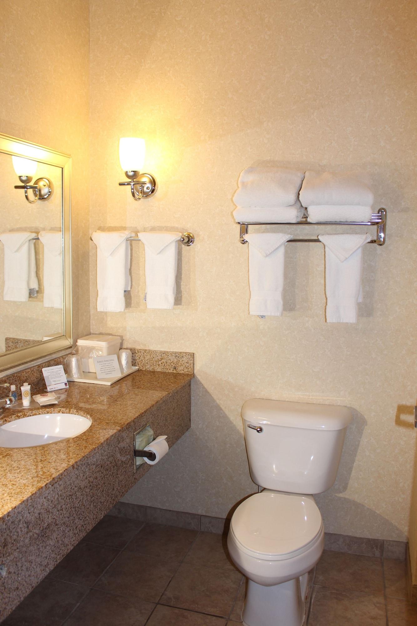Comfort Suites Canton - Detroit Kültér fotó