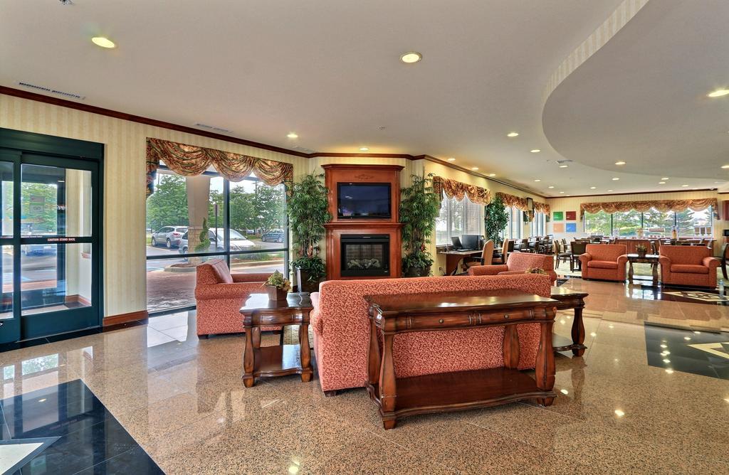 Comfort Suites Canton - Detroit Kültér fotó