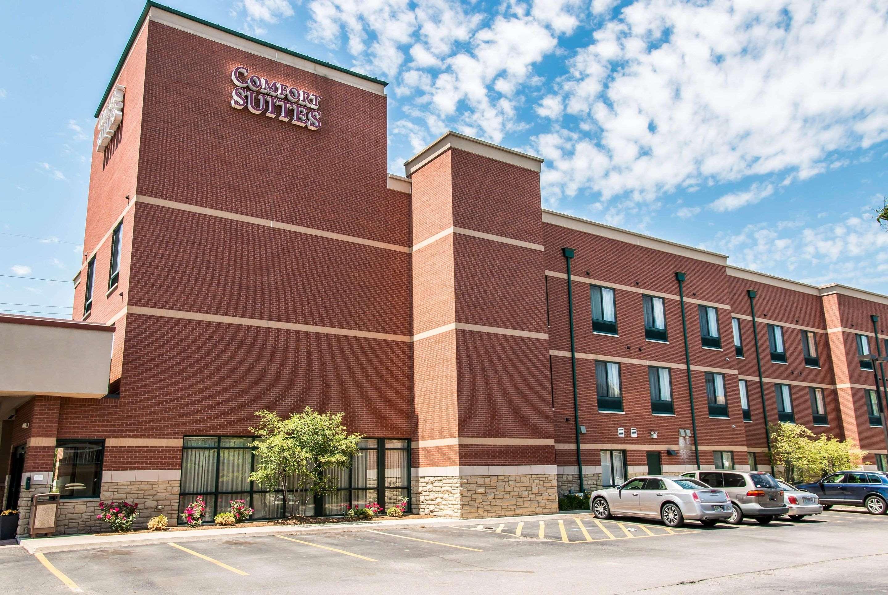 Comfort Suites Canton - Detroit Kültér fotó