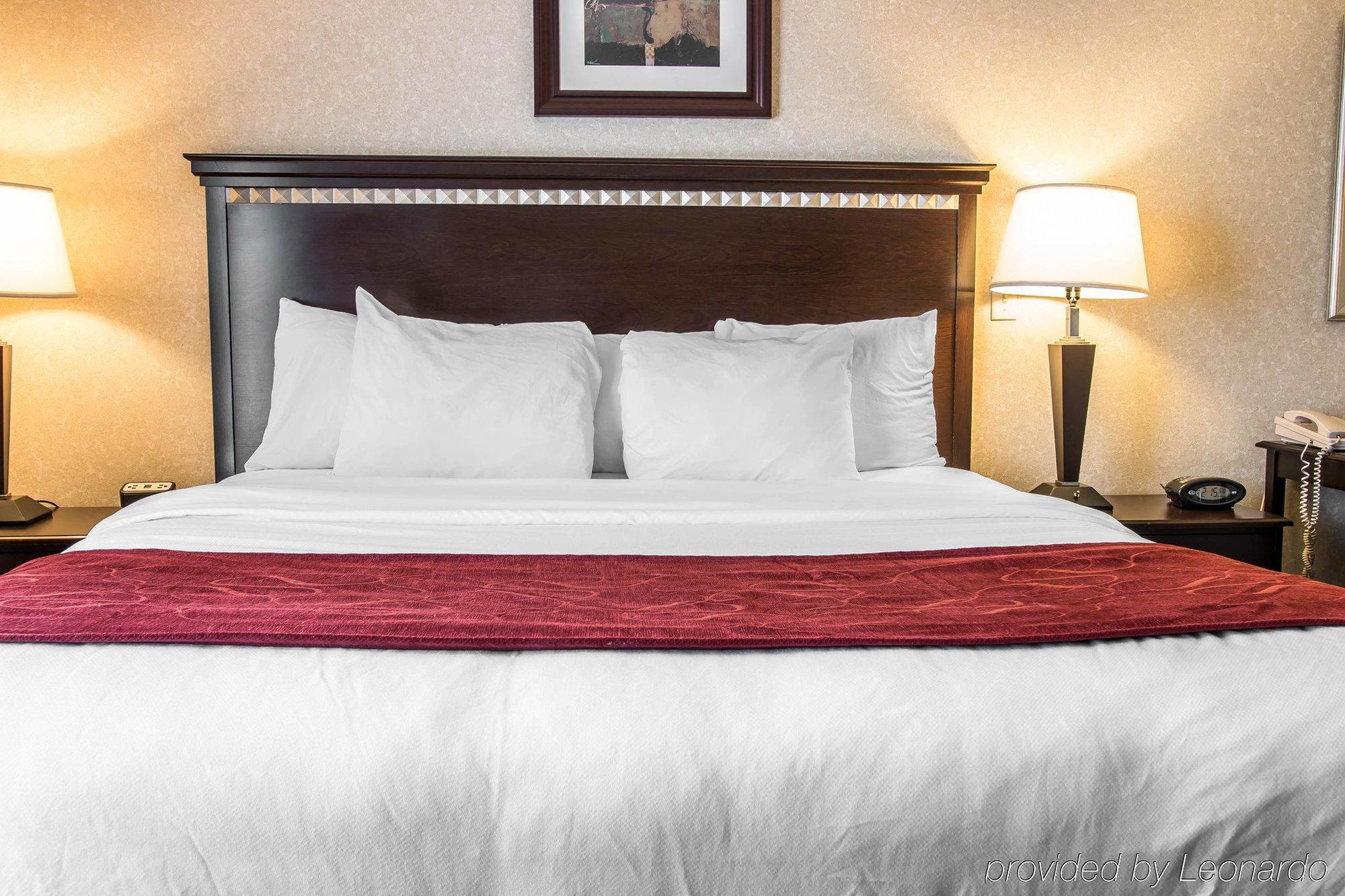 Comfort Suites Canton - Detroit Kültér fotó