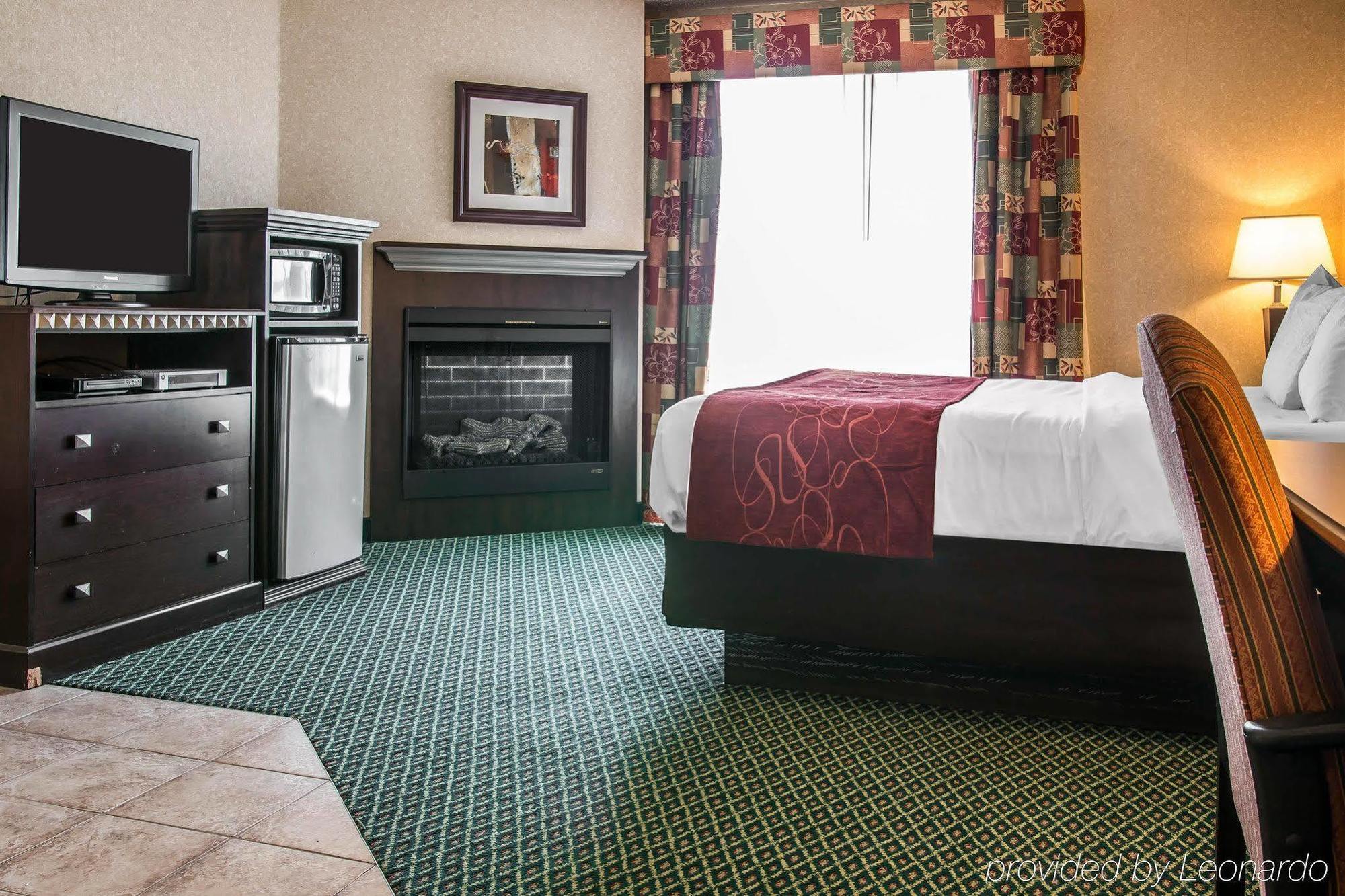 Comfort Suites Canton - Detroit Kültér fotó